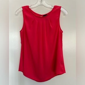 Worthington Coral pink top. Size S. Great condition.
